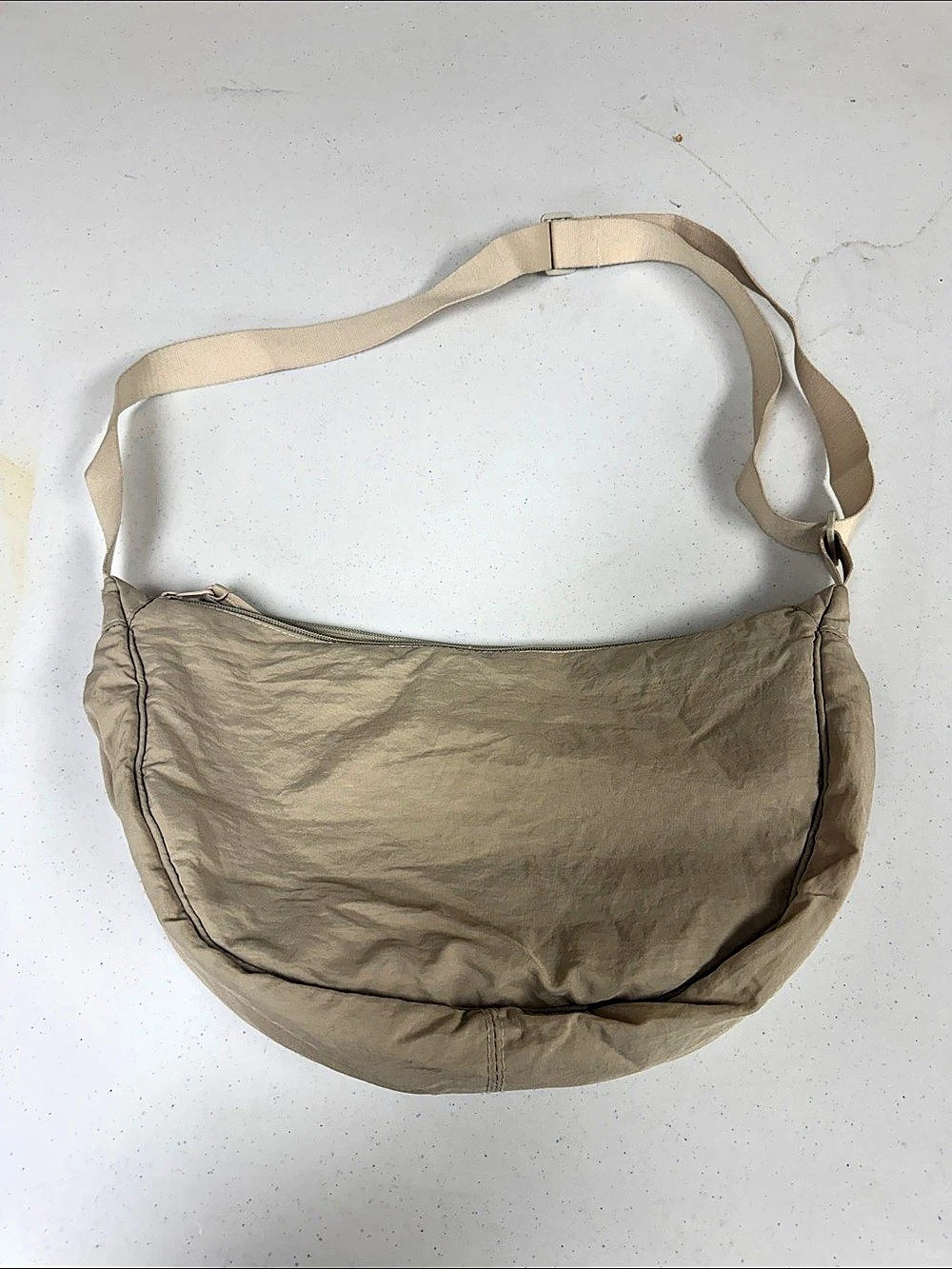 Amazon medium crescent bag